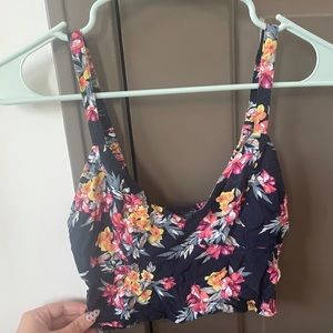 Hollister crop top Size Small